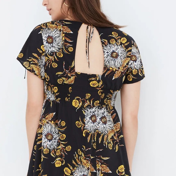 Madewell Open-Back Mini Dress in Painted Blooms size 2 - Picture 2 of 9